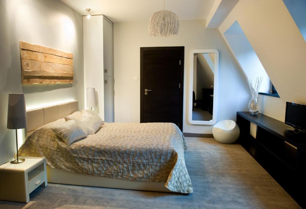 Junior Suite (2 Adult),417130668:JPEG